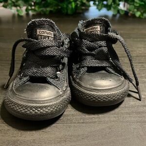 Never Worn Chuck Taylor All Star Low Top Sneaker in Black